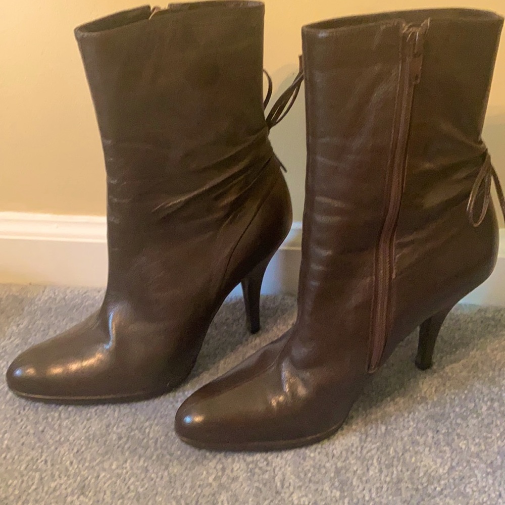 Chocolate Brown Gianni Bini Booties